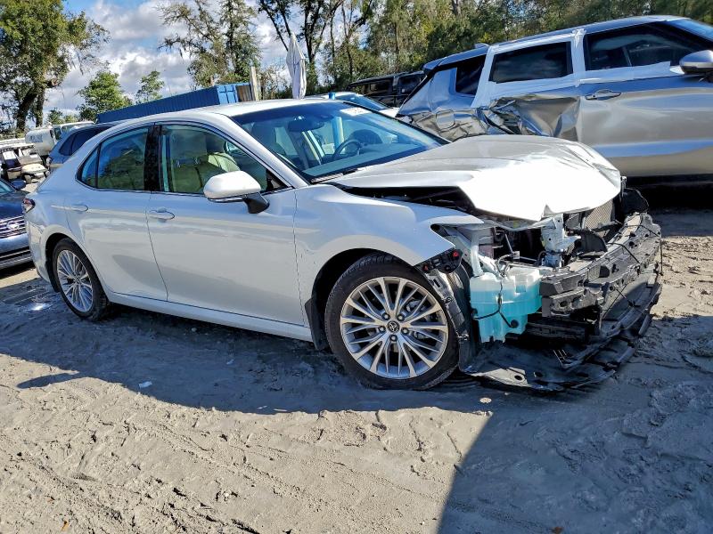 Фото 3 - TOYOTA CAMRY