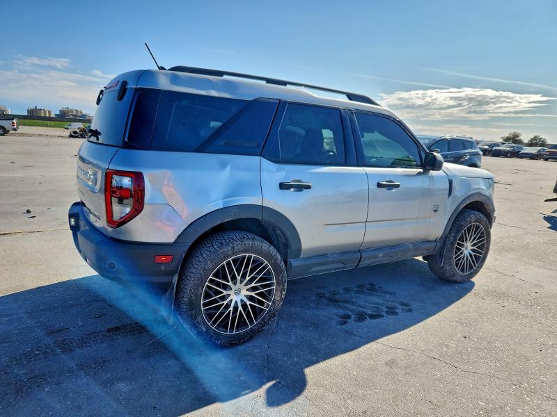 Фото 3 - FORD BRONCO