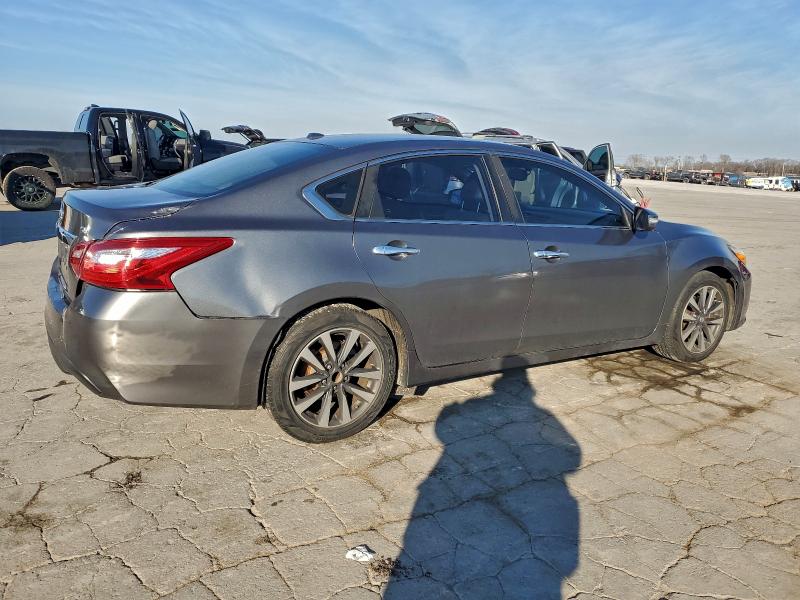 Фото 3 - NISSAN ALTIMA