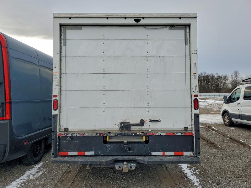 Фото 6 - GMC SAVANA