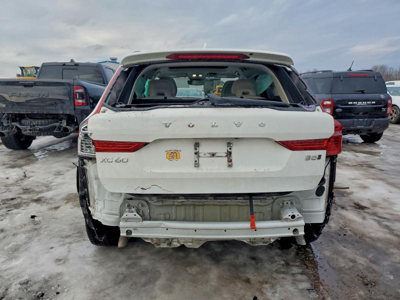 VOLVO XC60 B5 MO 2022 VIN YV4L12RKXN1032169