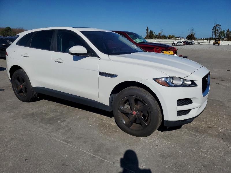Фото 4 - JAGUAR F-PACE