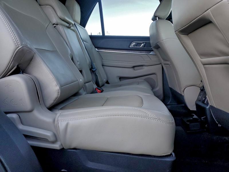 Фото 11 - FORD EXPLORER