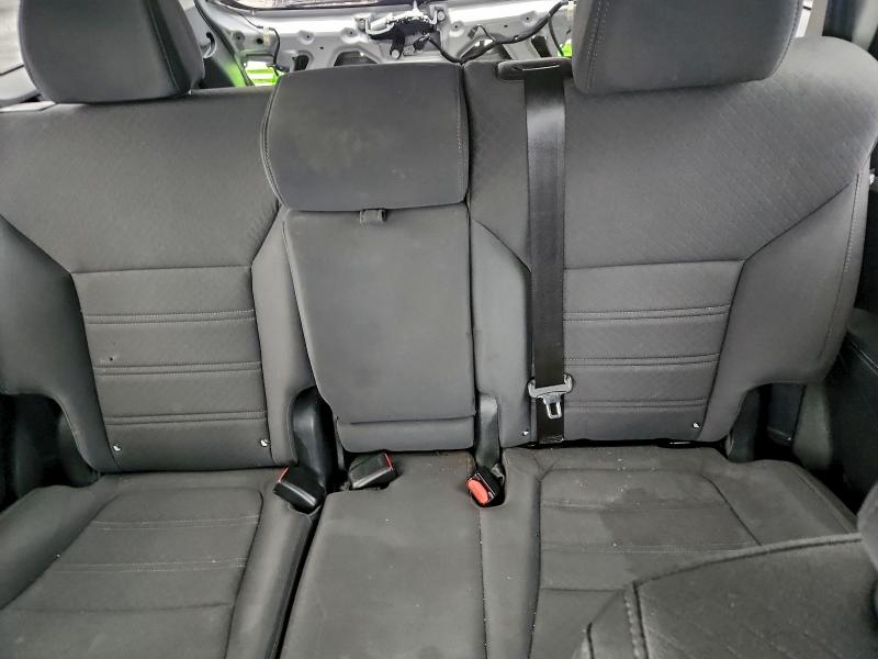 Фото 10 - KIA SORENTO