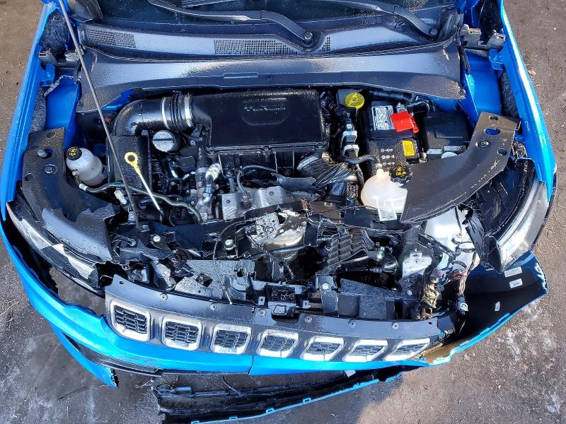 Фото 12 - JEEP COMPASS