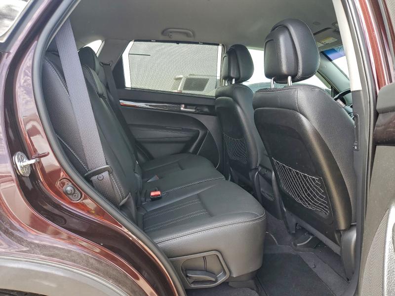 Фото 10 - KIA SORENTO