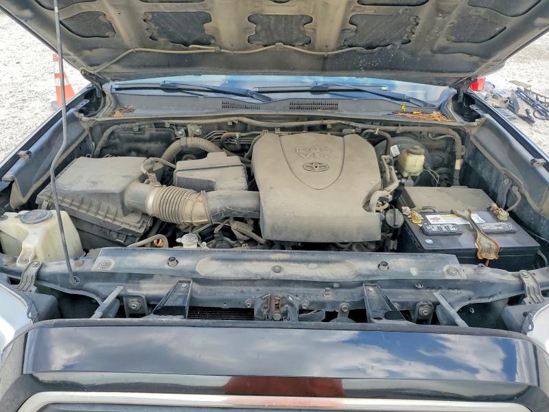 Фото 11 - TOYOTA TACOMA