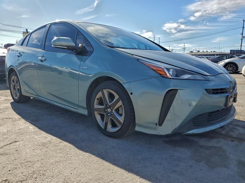 Фото 4 - TOYOTA PRIUS