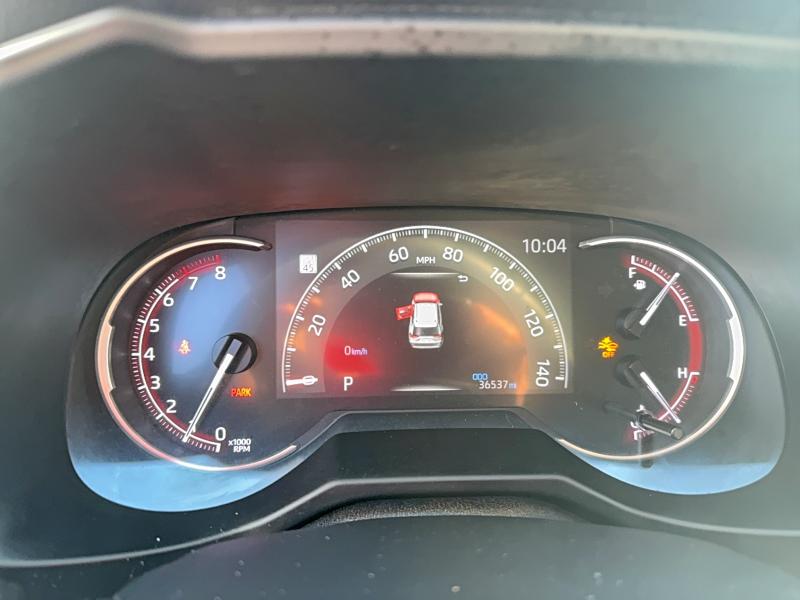 Фото 8 - TOYOTA RAV4