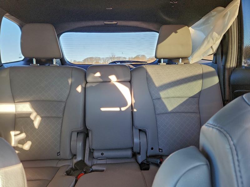 HONDA PASSPORT 2019 VIN 5FNYF8H90KB005206