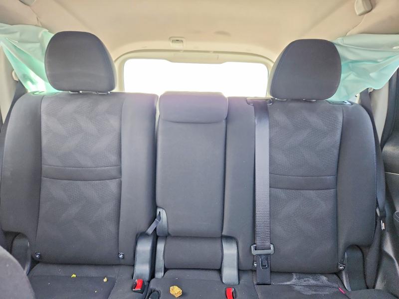 Фото 10 - NISSAN ROGUE