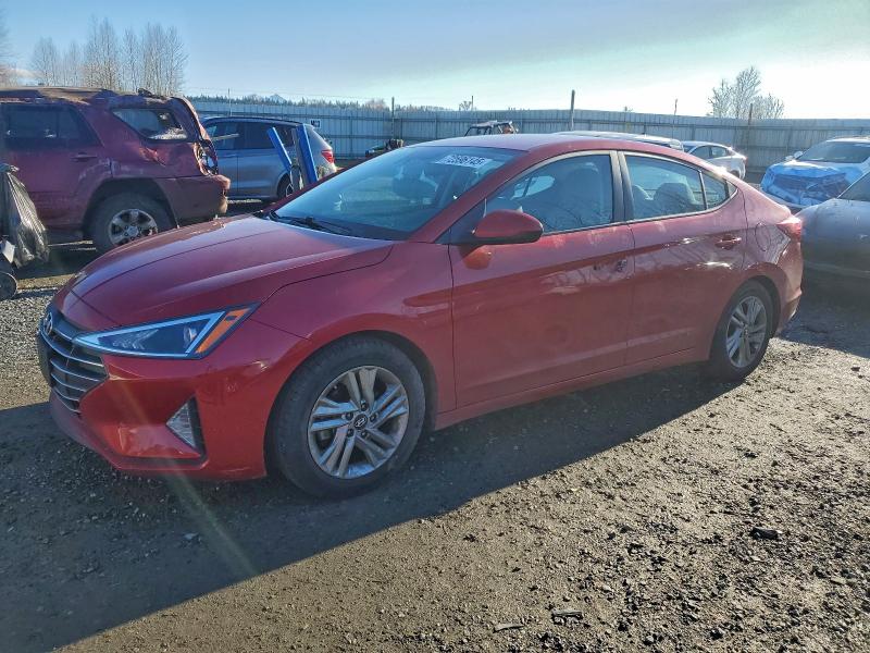 Фото 1 - HYUNDAI ELANTRA