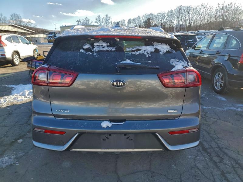 Фото 6 - KIA NIRO