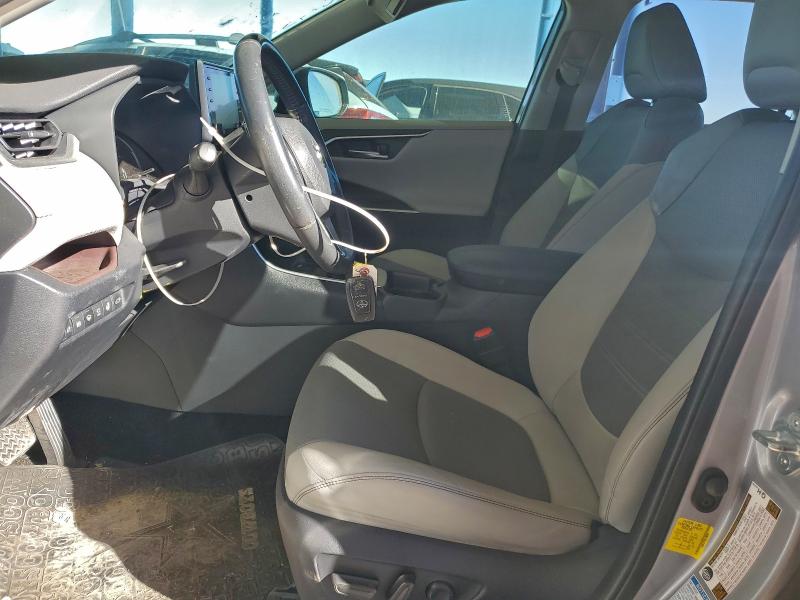 Фото 7 - TOYOTA RAV4