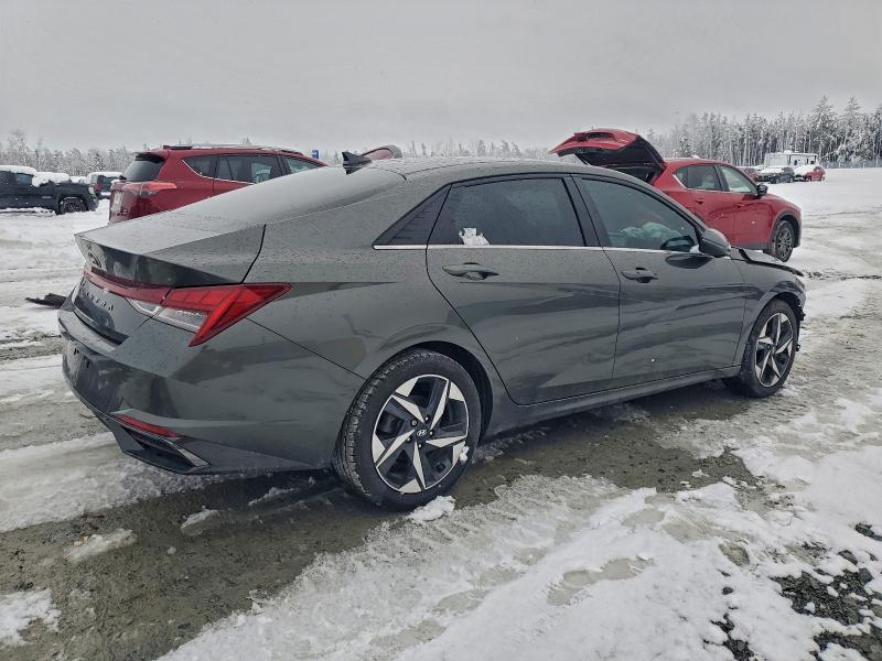 Фото 3 - HYUNDAI ELANTRA