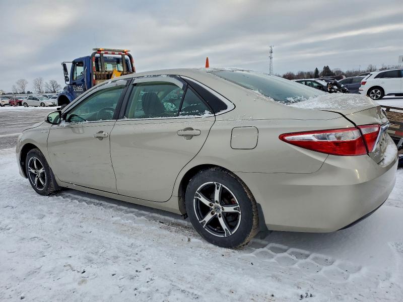 Фото 2 - TOYOTA CAMRY