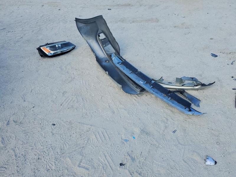 Фото 12 - TOYOTA TUNDRA