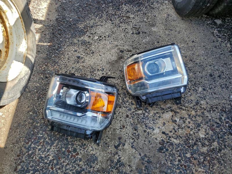 Фото 12 - GMC All Models