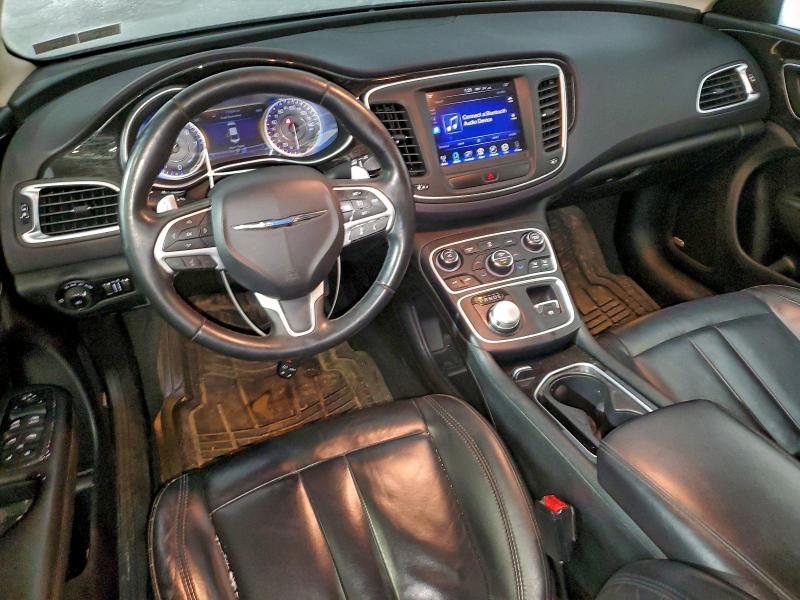 Фото 8 - CHRYSLER 200