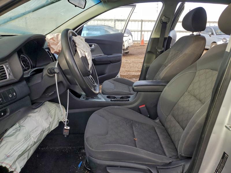 Фото 7 - KIA NIRO