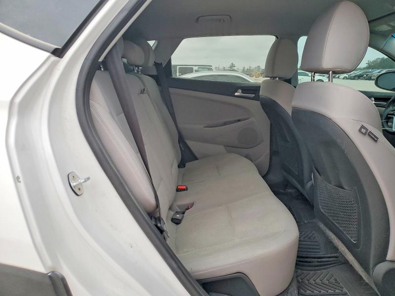 Фото 11 - HYUNDAI TUCSON