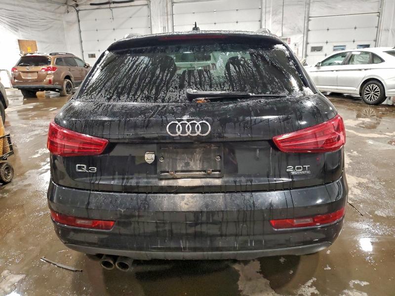 Фото 6 - AUDI Q3