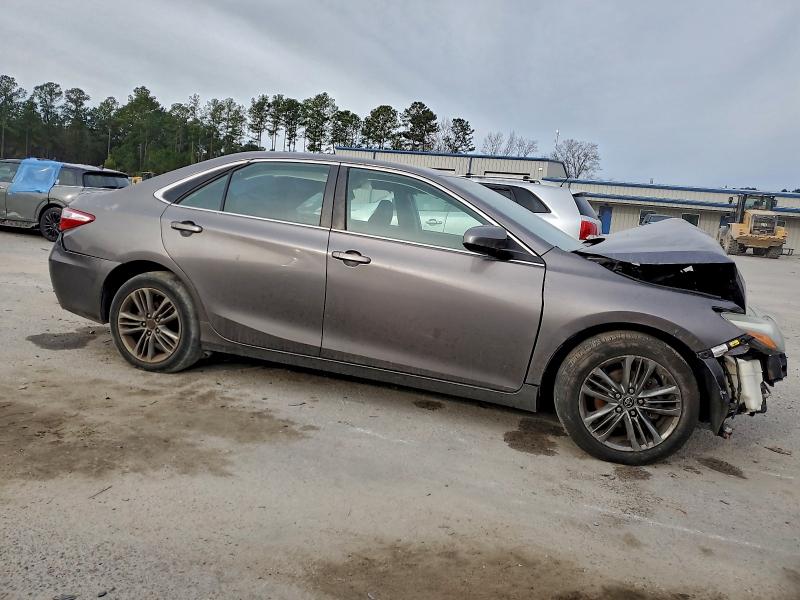 Фото 4 - TOYOTA CAMRY