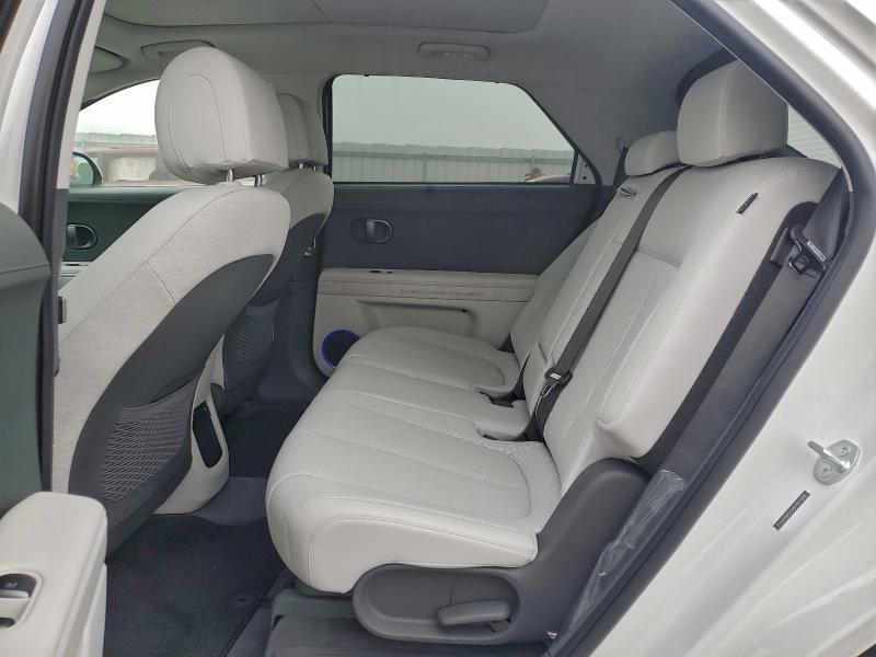 Фото 11 - HYUNDAI IONIQ