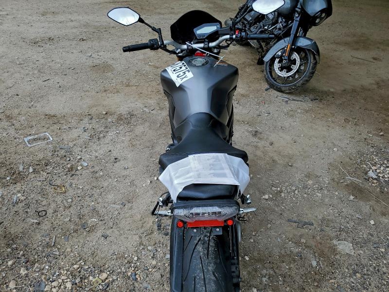 YAMAHA FZ-09 2015