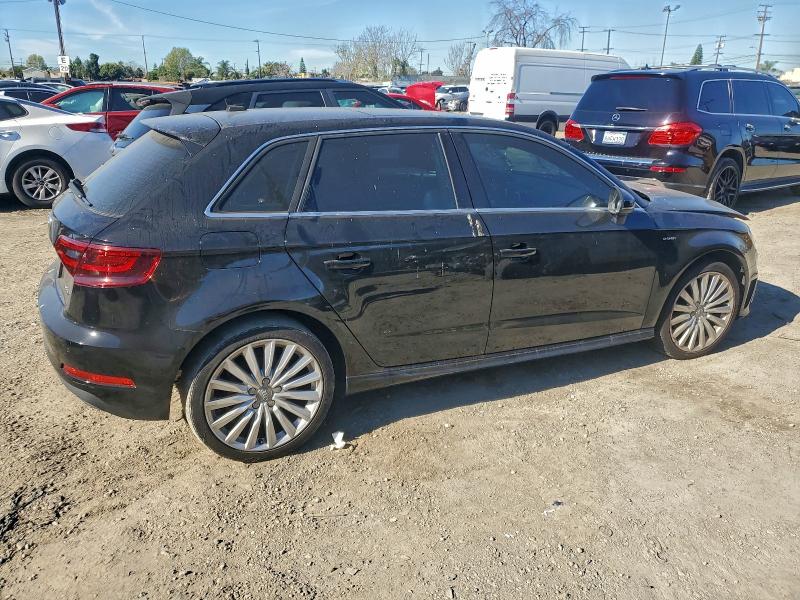 Фото 3 - AUDI A3