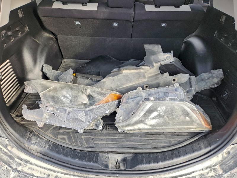 Фото 13 - TOYOTA RAV4