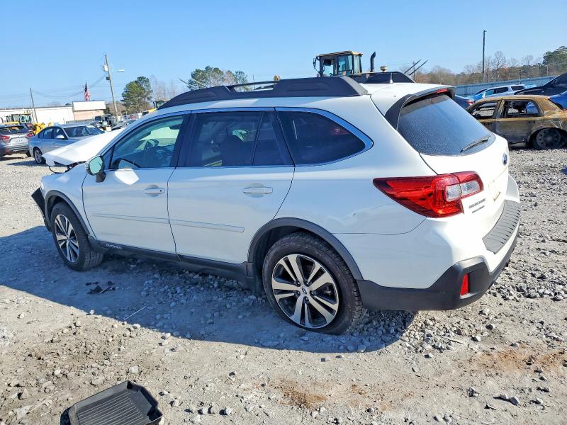 Фото 2 - SUBARU OUTBACK