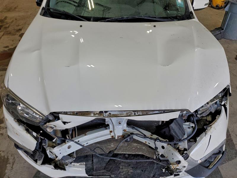 Фото 12 - MITSUBISHI OUTLANDER