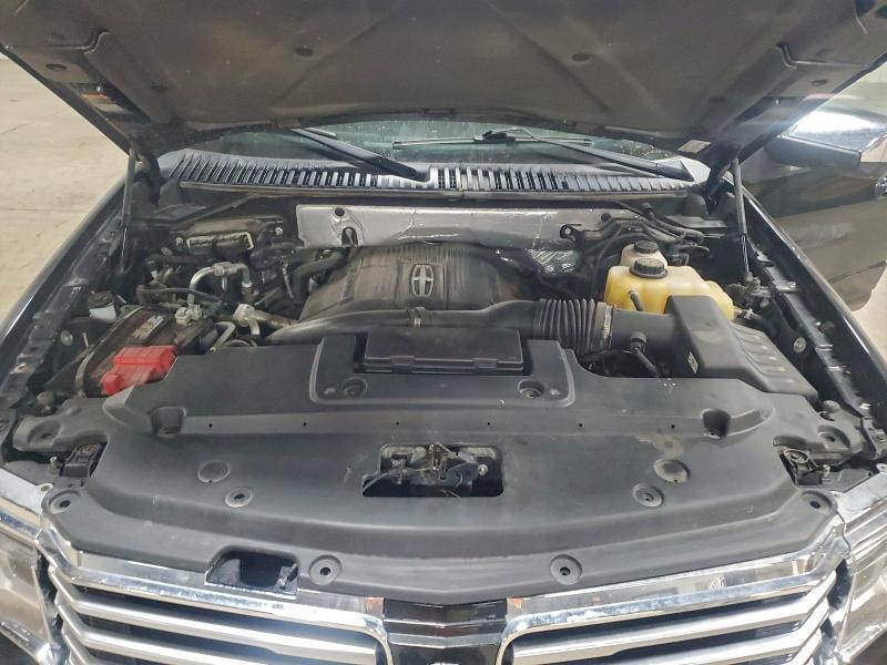 Фото 12 - LINCOLN NAVIGATOR