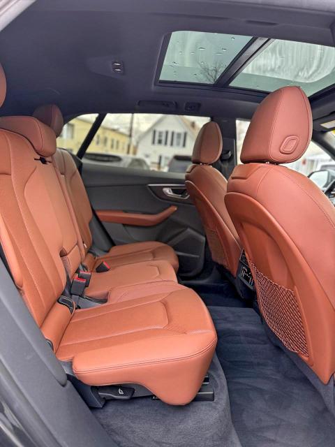 Фото 7 - AUDI Q8