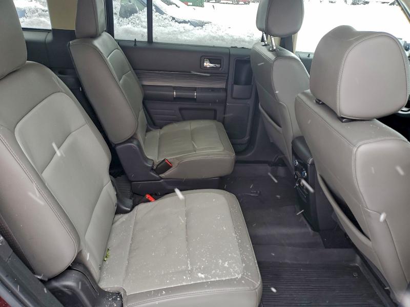 Фото 11 - FORD FLEX