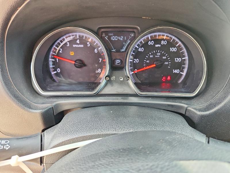 Фото 9 - NISSAN VERSA