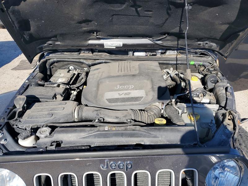 Фото 12 - JEEP WRANGLER