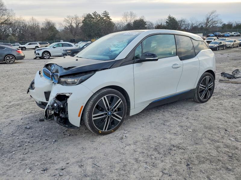 Фото 1 - BMW I SERIES