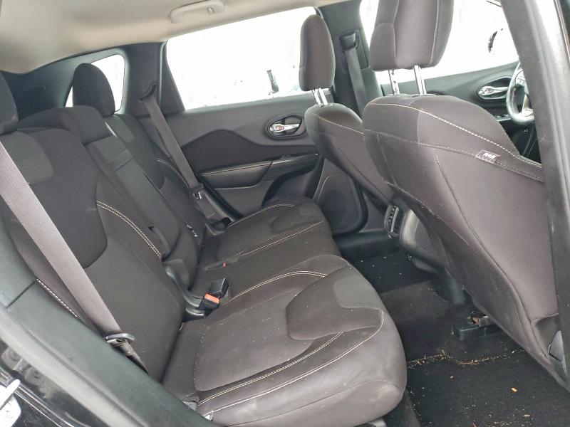 Фото 11 - JEEP GRAND CHER