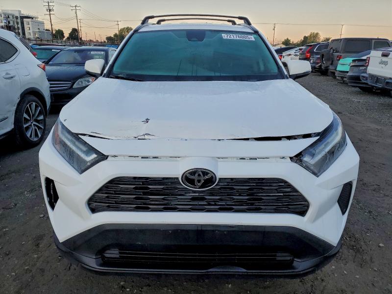 Фото 5 - TOYOTA RAV4