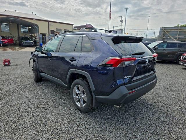 Фото 2 - TOYOTA RAV4