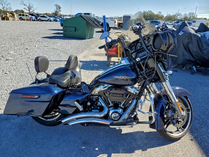 HARLEY-DAVIDSON FL 2014