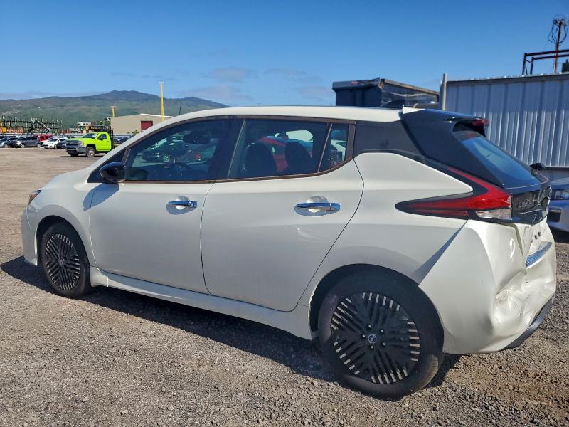 Фото 2 - NISSAN LEAF