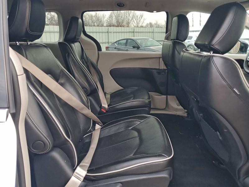 Фото 11 - CHRYSLER PACIFICA