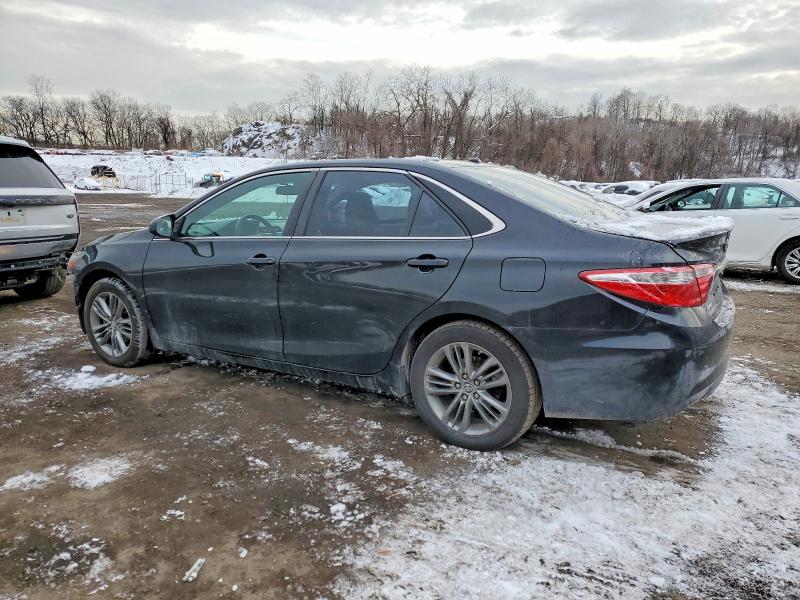 Фото 2 - TOYOTA CAMRY