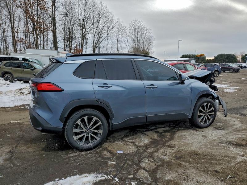 Фото 3 - TOYOTA COROLLA CR