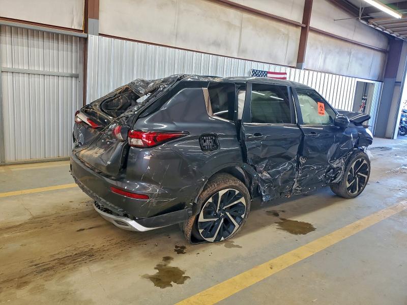 Фото 3 - MITSUBISHI OUTLANDER