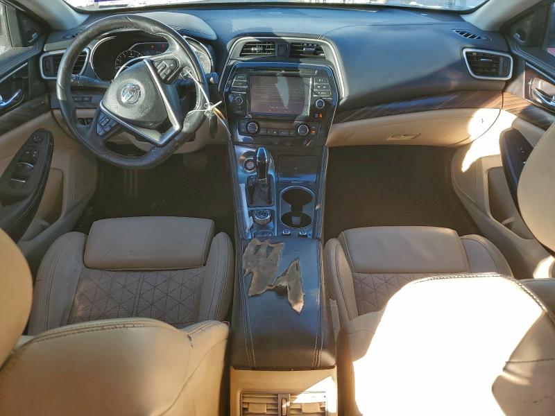 Фото 8 - NISSAN MAXIMA