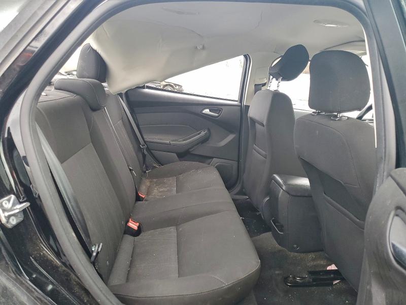 Фото 10 - FORD FOCUS